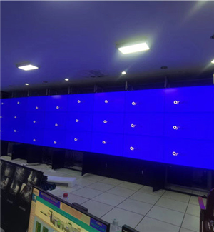 湖南郴州桂陽(yáng)黃沙坪礦業(yè)指揮中心55寸3X8解碼器+落地機(jī)柜